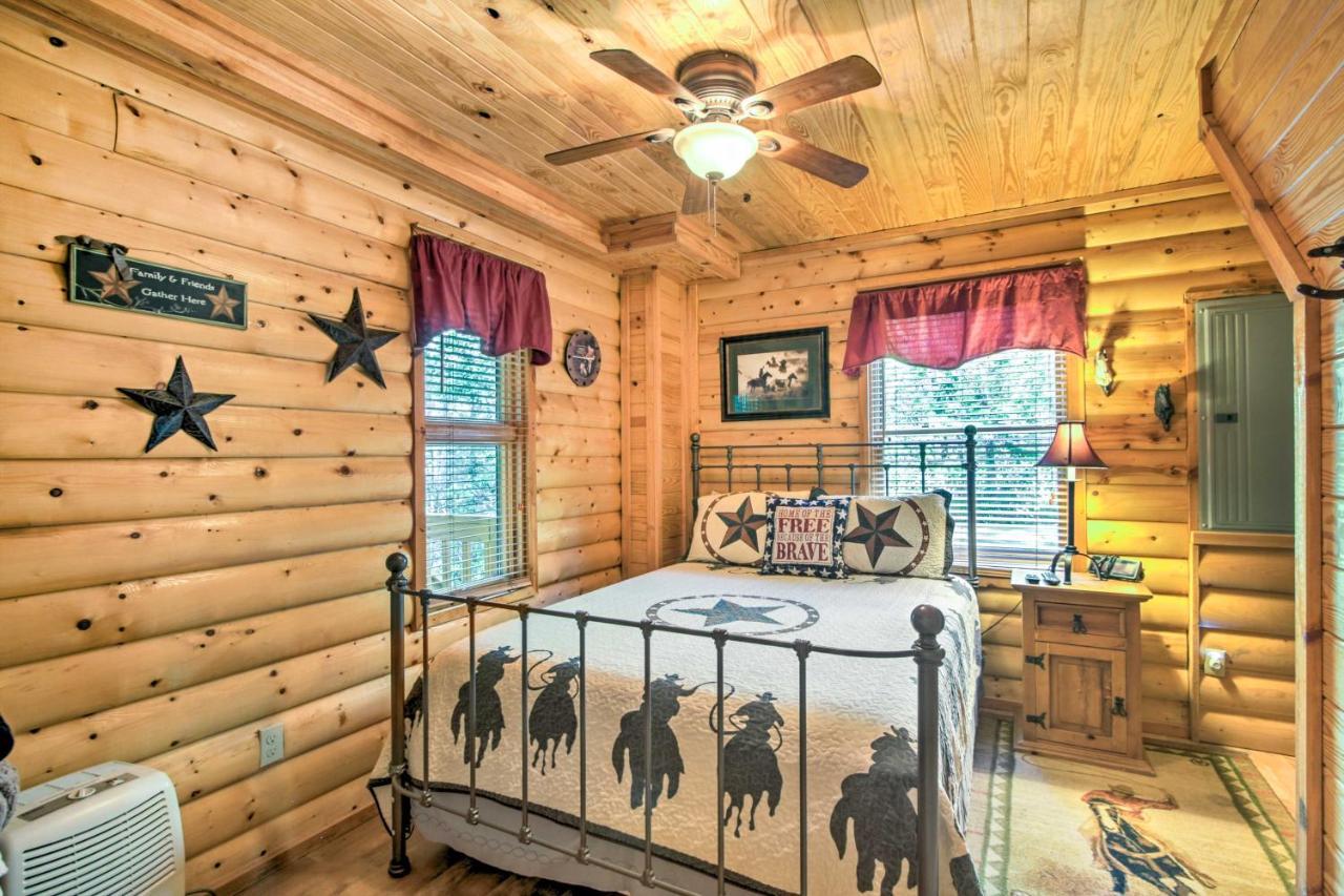 Smoky Mountain Rustic Log Cabin With Furnished Patio Villa Cosby Exterior photo